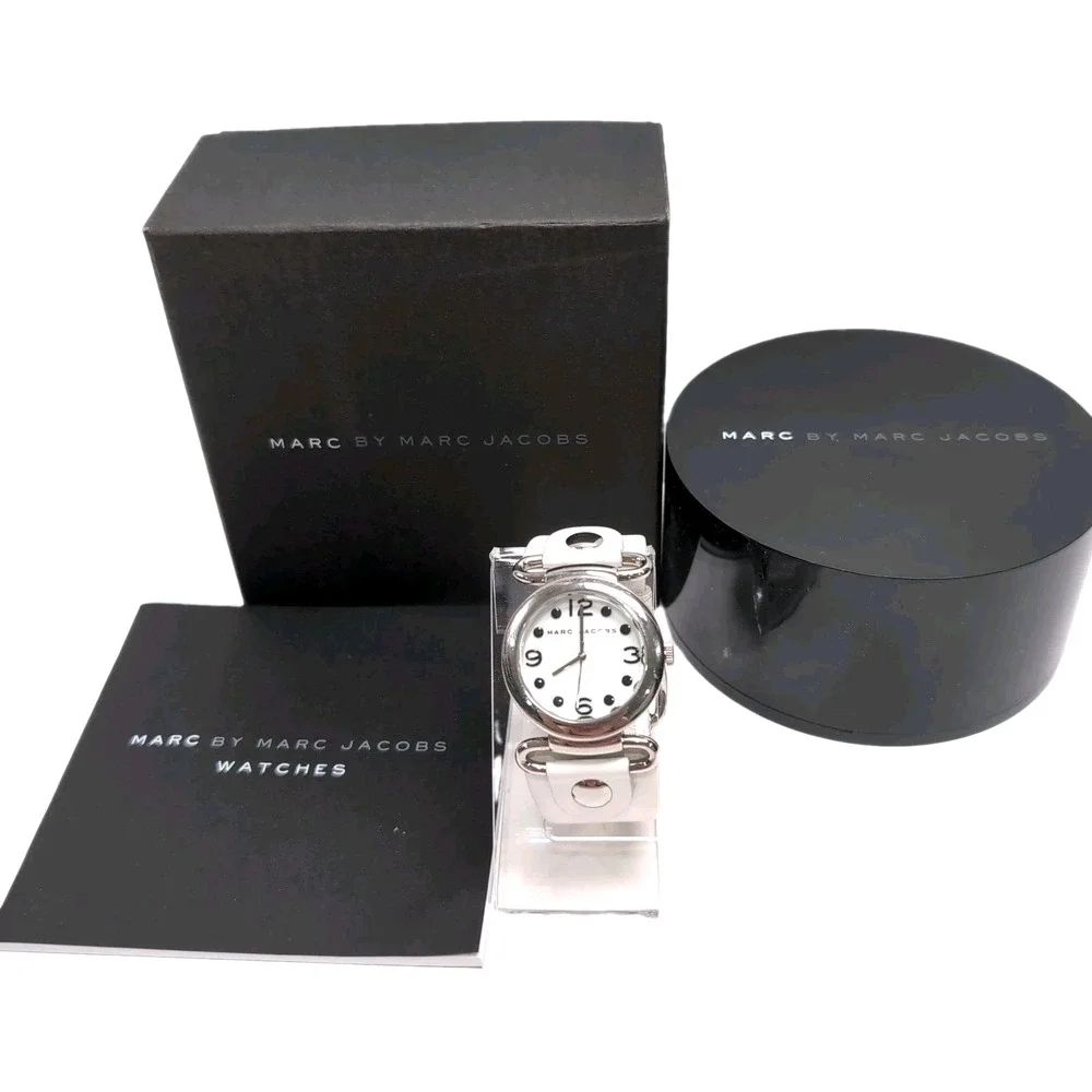 Marc by Marc Jacobs Molly Watch MBM1000 White Leather Strap w/ Box & Booklet
